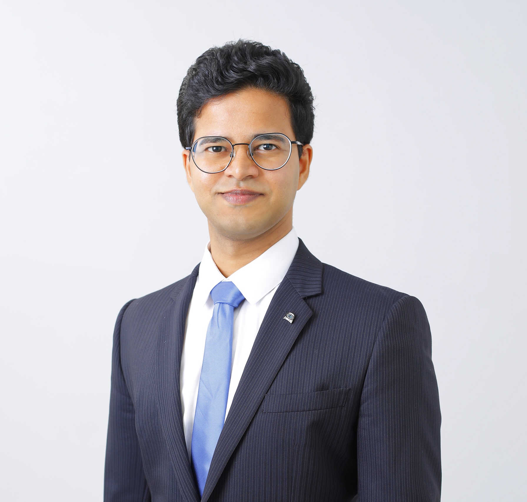 Prakhar Saxena / プラカル・サクセナ